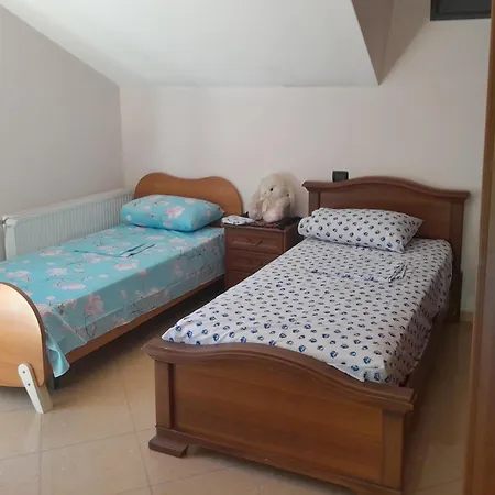 Vila Demneri *